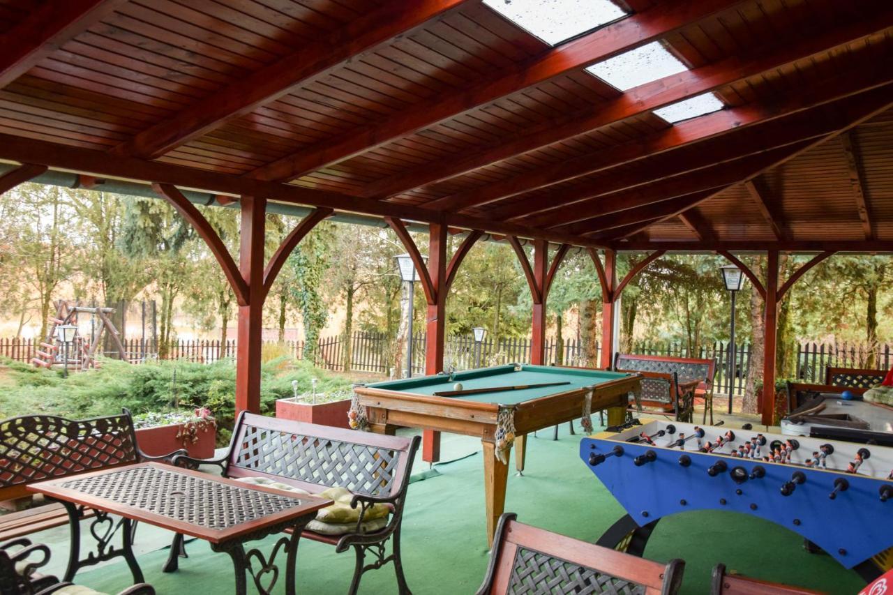 Fortuna Panzio Otel Orosháza Dış mekan fotoğraf